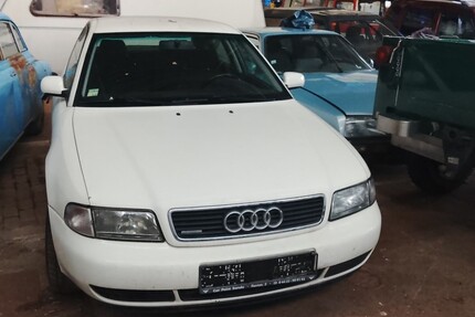 Audi A4 Quattro V6 220.000 km 3.500 € Wilhelmshaven 26382