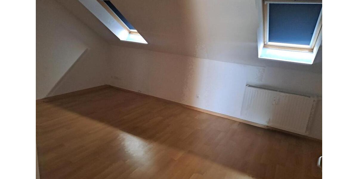 Dachgeschoßwohnung Wurster Nordseeküste - 3 Zimmer, 80 m&sup2;, 175.000&euro; | Angebot:27081558