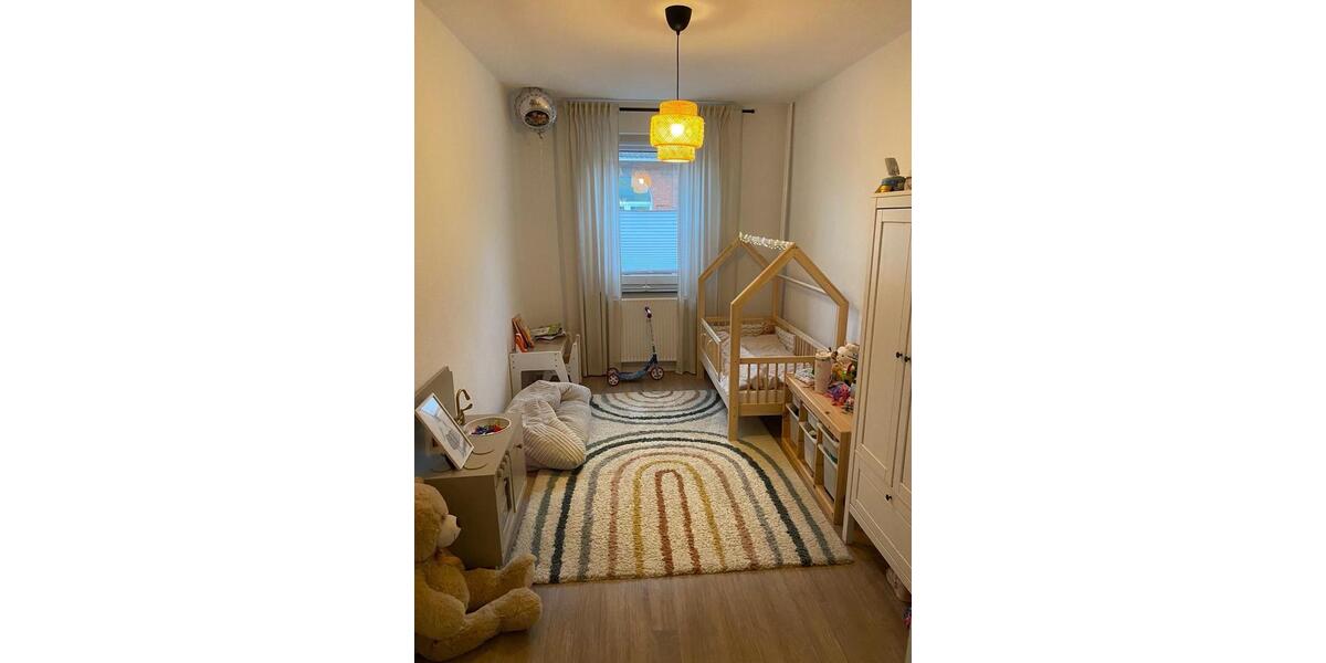 Etagenwohnung Wilhelmshaven Heppens - 4 Zimmer, 81 m&sup2;, 165.000&euro; | Angebot:25842047