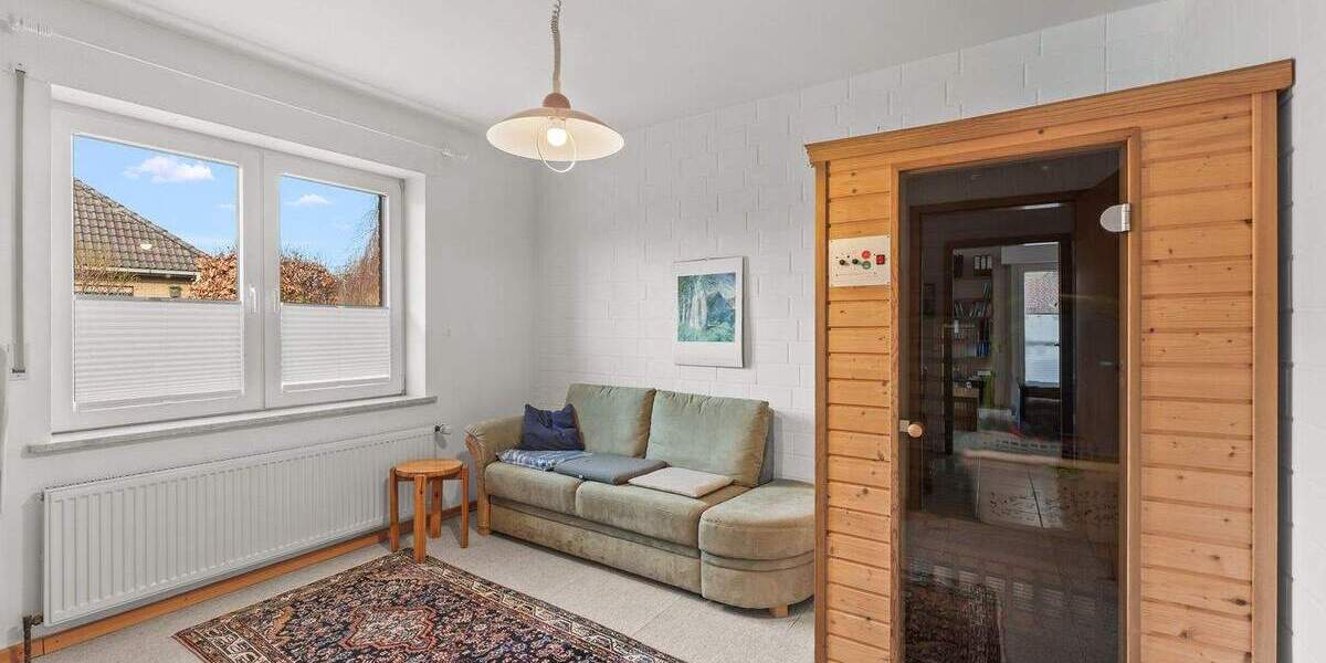 Bungalow Butjadingen-Burhave Burhave - 5 Zimmer, 131 m&sup2;, 425.000&euro; | Angebot:25684206