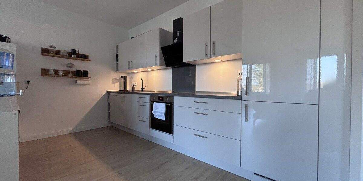 Etagenwohnung Bremerhaven Lehe - 3 Zimmer, 89 m&sup2;, 1.070&euro; | Angebot:26202085