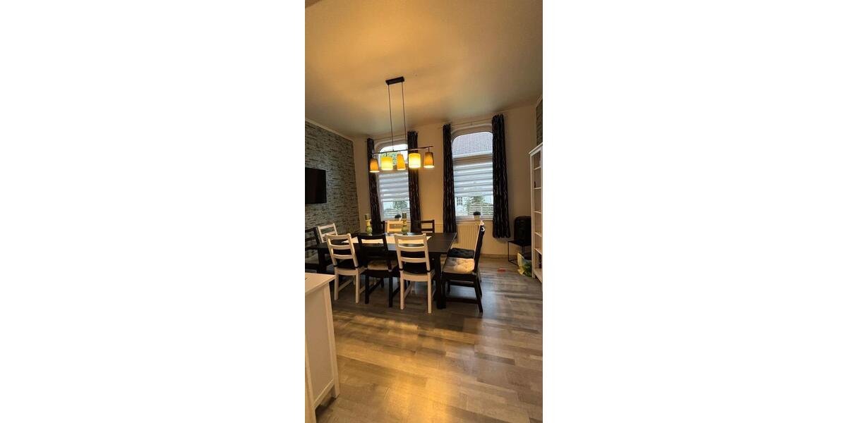 Doppelhaushälfte Nordenham - 10 Zimmer, 290 m&sup2;, 499.000&euro; | Angebot:27023189