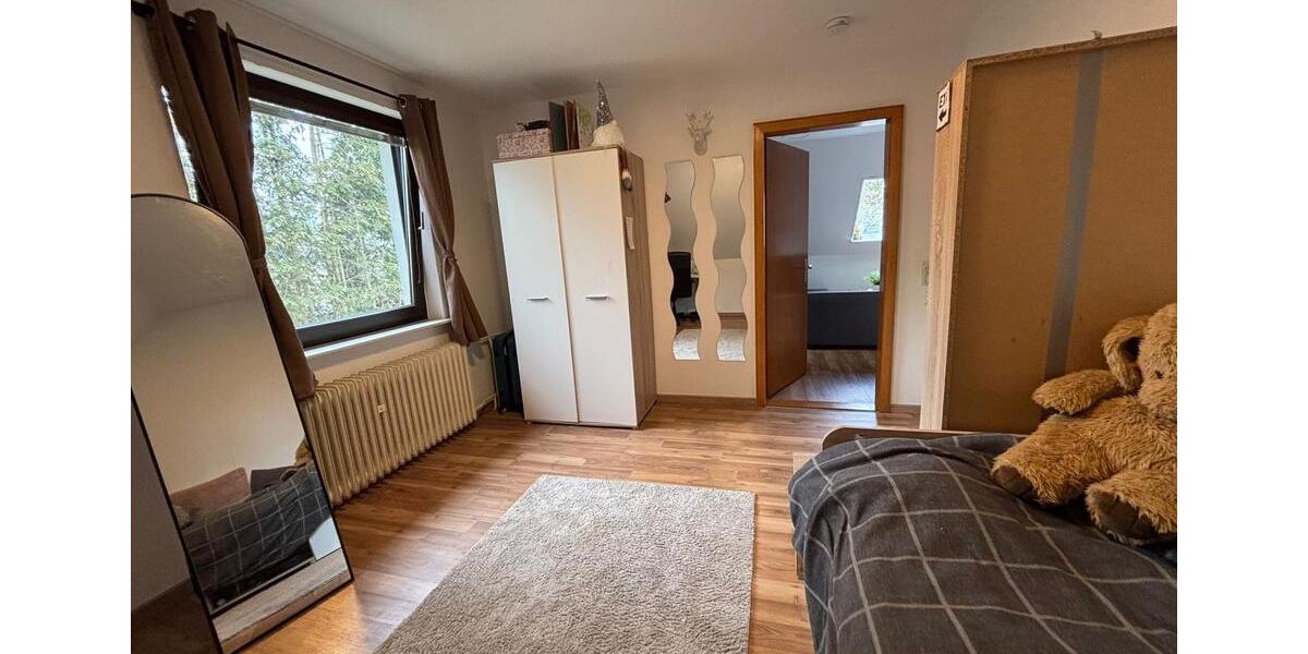Etagenwohnung Geestland Bad Bederkesa - 4 Zimmer, 160 m&sup2;, 1.200&euro; | Angebot:26268019