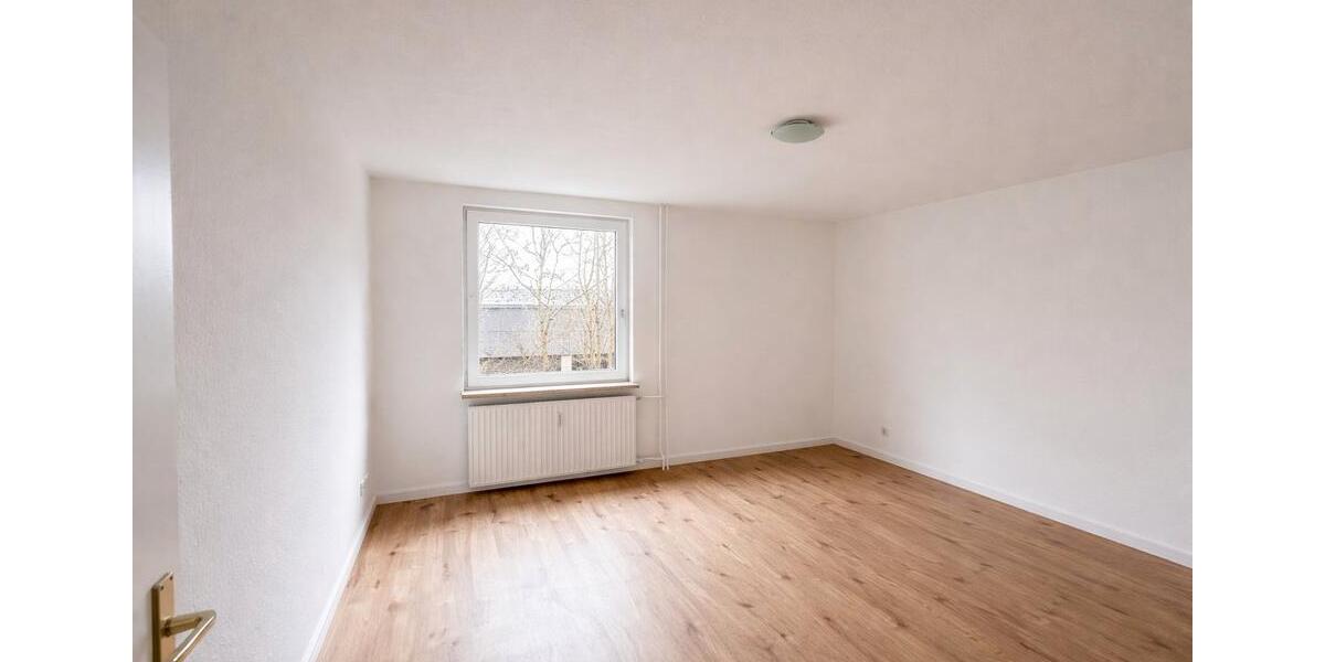Etagenwohnung Bremerhaven - 2 Zimmer, 50 m&sup2;, 390&euro; | Angebot:26445216
