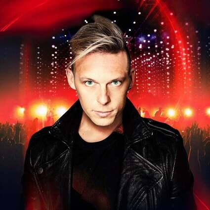 The Dark Tenor - Weihnachtszauber 03.12.2025 Metropol Theater Bremen