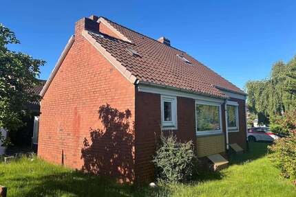 Haus Bremerhaven Schiffdorferdamm - 4 Zimmer, 84 m&sup2;, 149.000&euro; | Angebot:26801532