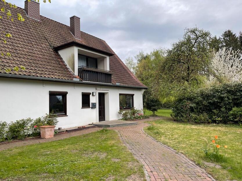 Großzügiges Einfamilienhaus mit gehobener Ausstattung in OHZ