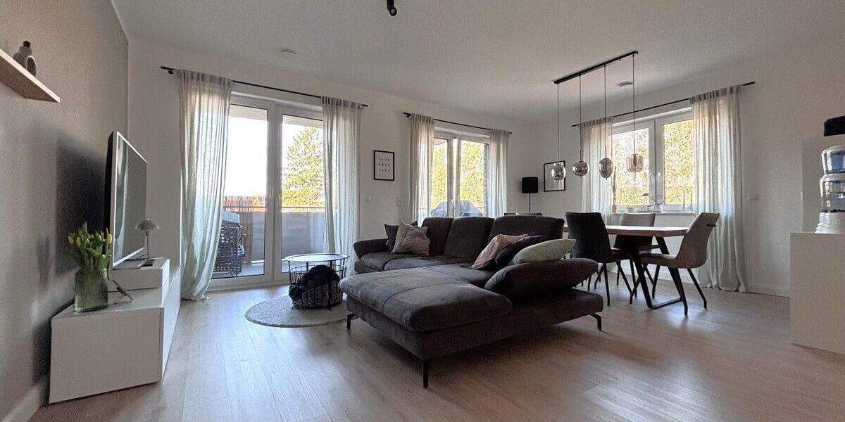 Etagenwohnung Bremerhaven Lehe - 3 Zimmer, 89 m&sup2;, 1.070&euro; | Angebot:26202085