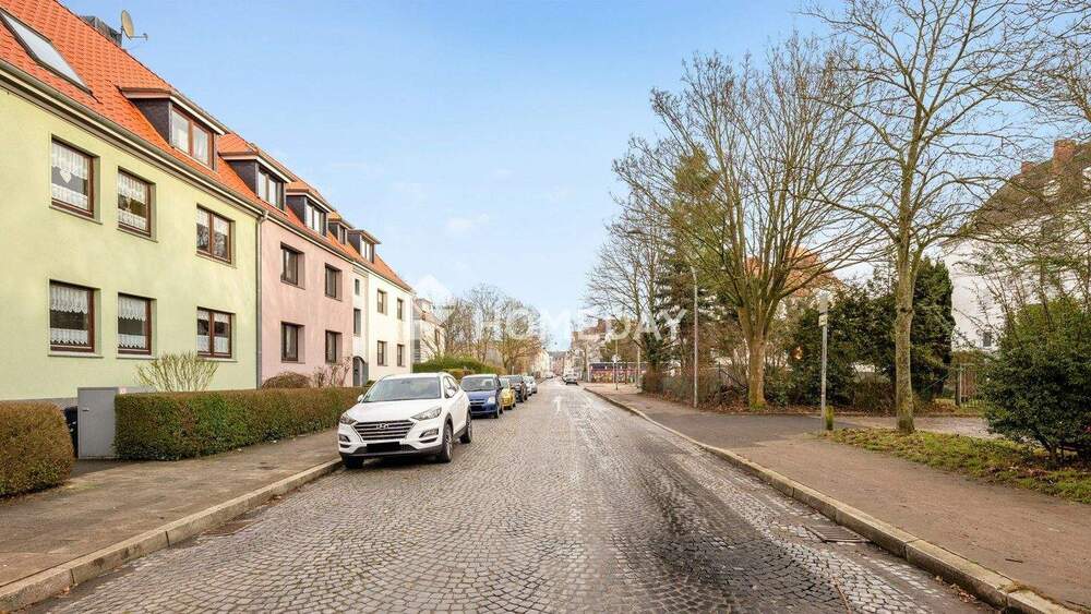 Reihenmittelhaus Bremerhaven Lehe - 7 Zimmer, 185 m&sup2;, 269.000&euro; | Angebot:24723069