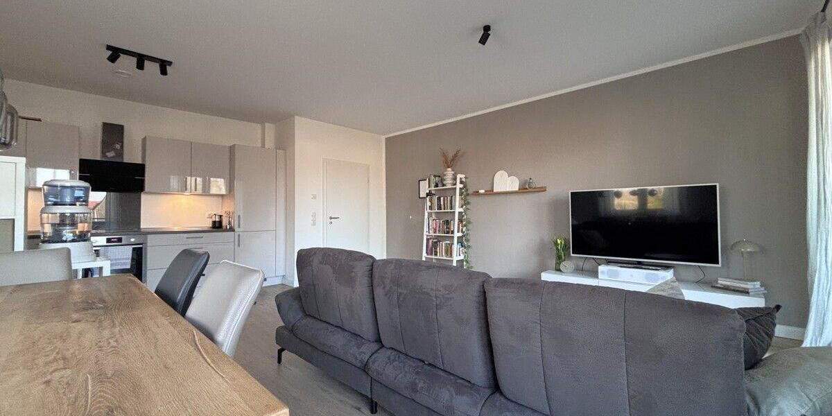 Etagenwohnung Bremerhaven Lehe - 3 Zimmer, 89 m&sup2;, 1.070&euro; | Angebot:26202085