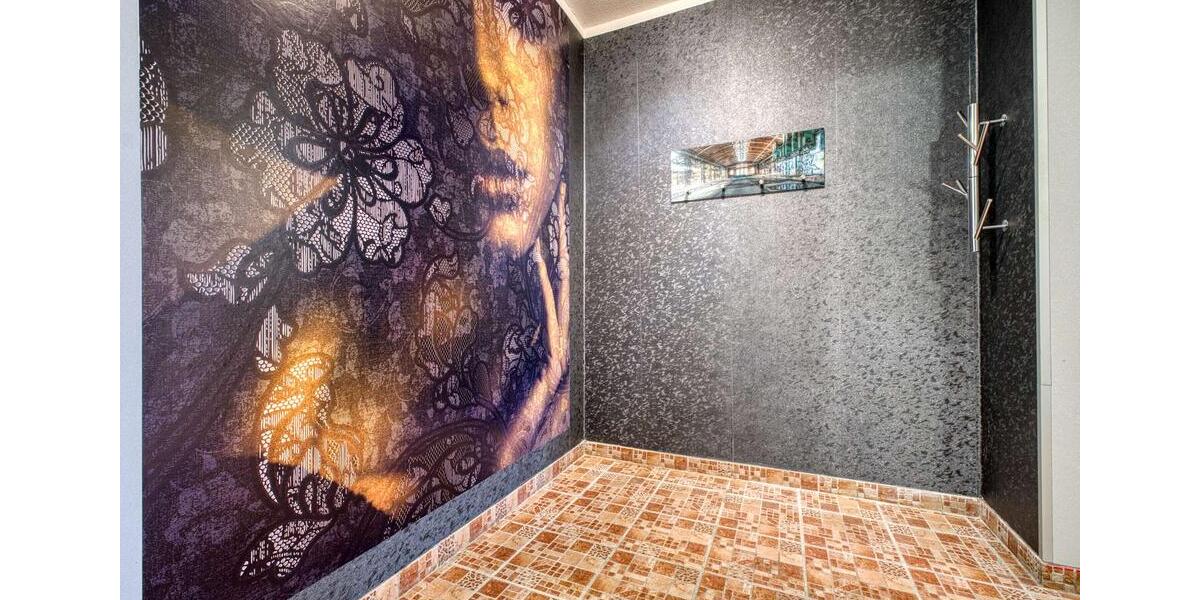 Helle 3-Zimmer-Wohnung mit Einbauküche inklusive E-Geräte – zentral gelegen in Brake 3 zimmer