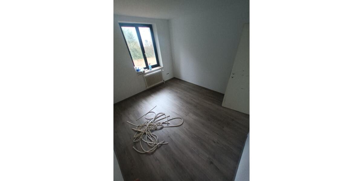 Hochparterre Bremerhaven - 4 Zimmer, 67 m&sup2;, 470&euro; | Angebot:24954444