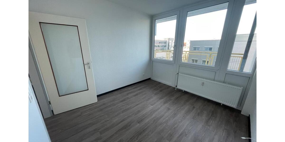 Etagenwohnung Bremerhaven Mitte - 3 Zimmer, 90 m&sup2;, 330.000&euro; | Angebot:24728798