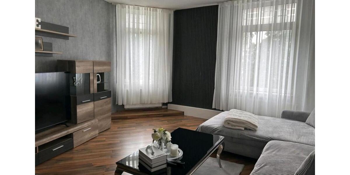 Etagenwohnung Bremerhaven Mitte - 5 Zimmer, 130 m&sup2;, 142.000&euro; | Angebot:26244884