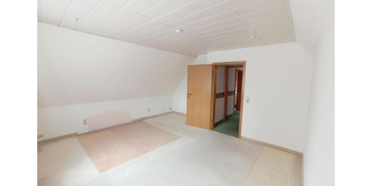 Modernisiertes EFH mit großem Grundstück, Glas-Terrasse & Sauna zimmer