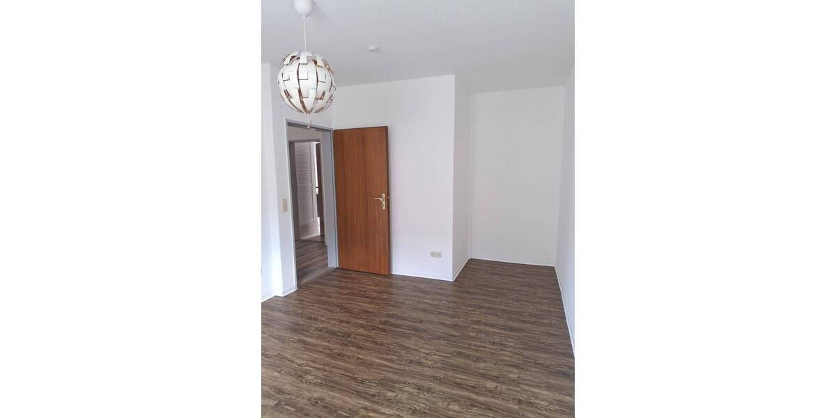 Mehrfamilienhaus, Wohnhaus Bremerhaven Lehe - 7 Zimmer, 240 m&sup2;, 290.000&euro; | Angebot:26796358