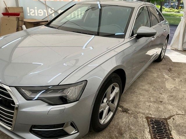 Audi A6 70.337 km 30.990 € Bremerhaven 27568