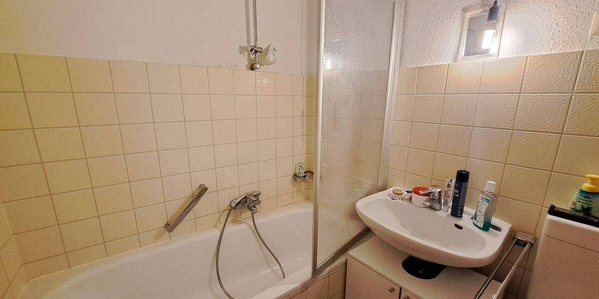 Etagenwohnung Bremerhaven Lehe - 2 Zimmer, 43 m&sup2;, 280&euro; | Angebot:26894750
