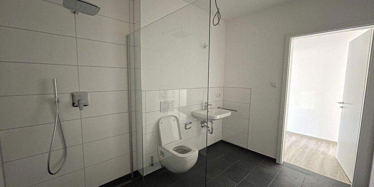 moderne 3 Zimmerwohnung mit Einbauküche Häfen 3 zimmer