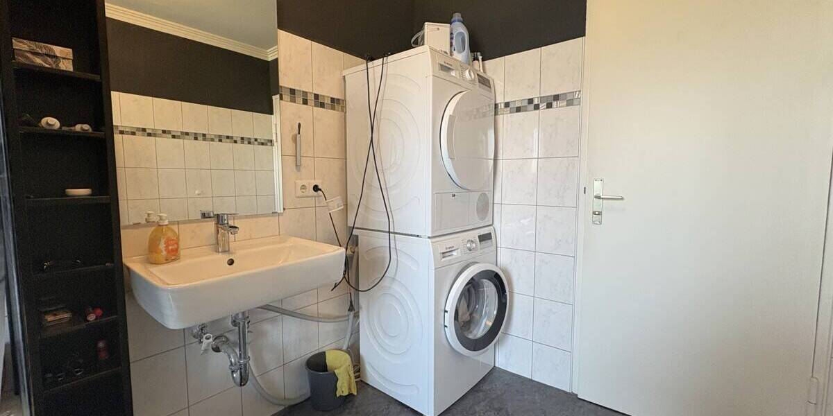 Etagenwohnung Bremerhaven Geestemünde - 3 Zimmer, 96 m&sup2;, 165.000&euro; | Angebot:26471198