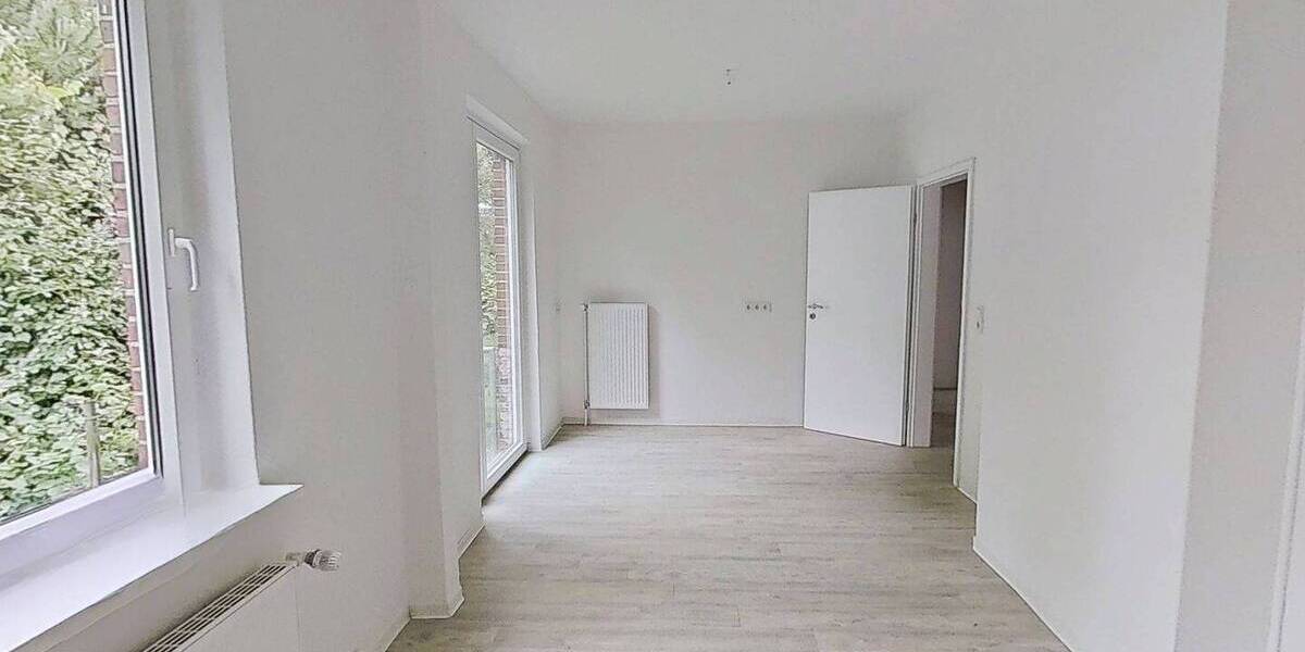 Etagenwohnung Nordenham Einswarden - 6 Zimmer, 105 m&sup2;, 739&euro; | Angebot:26891622
