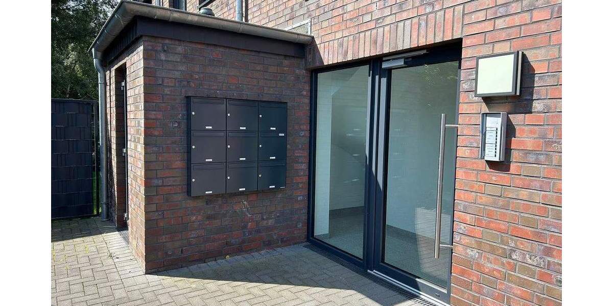 Etagenwohnung Bremerhaven Lehe - 3 Zimmer, 89 m&sup2;, 1.070&euro; | Angebot:26202085