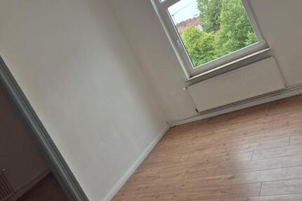 Wohnung Bremerhaven Mitte - 3 Zimmer, 68 m&sup2;, 525&euro; | Angebot:25421082