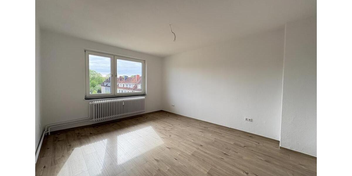 Etagenwohnung Bremerhaven - 4 Zimmer, 82 m&sup2;, 599&euro; | Angebot:26538671