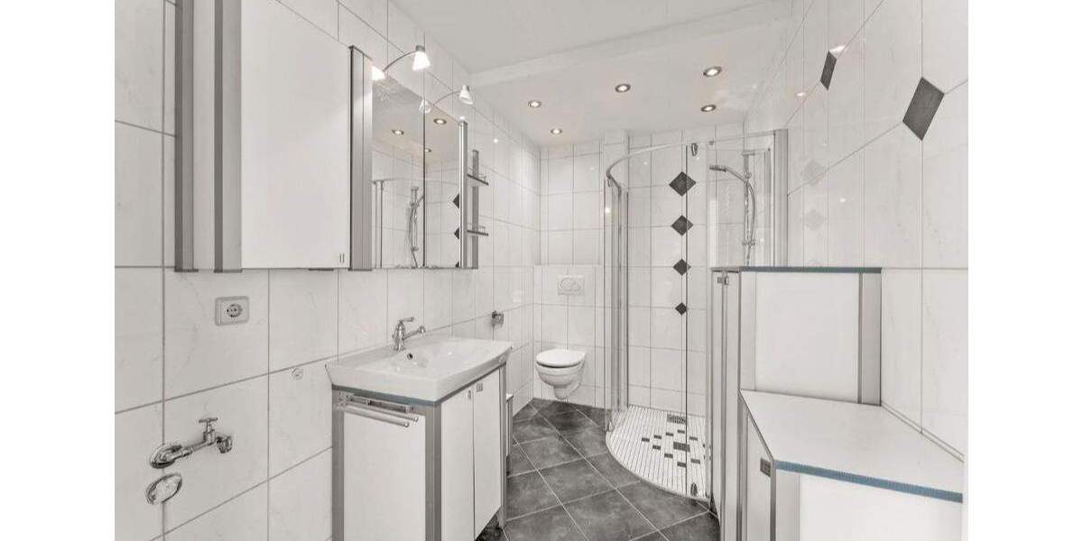 Etagenwohnung Brake - 3 Zimmer, 91 m&sup2;, 189.000&euro; | Angebot:24763872