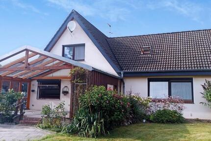 Modernisiertes EFH mit großem Grundstück, Glas-Terrasse & Sauna zimmer