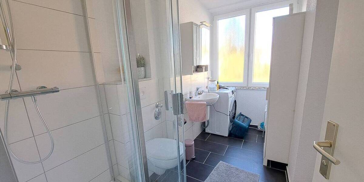 Etagenwohnung Bremerhaven Mitte - 2 Zimmer, 47 m&sup2;, 355&euro; | Angebot:26247593