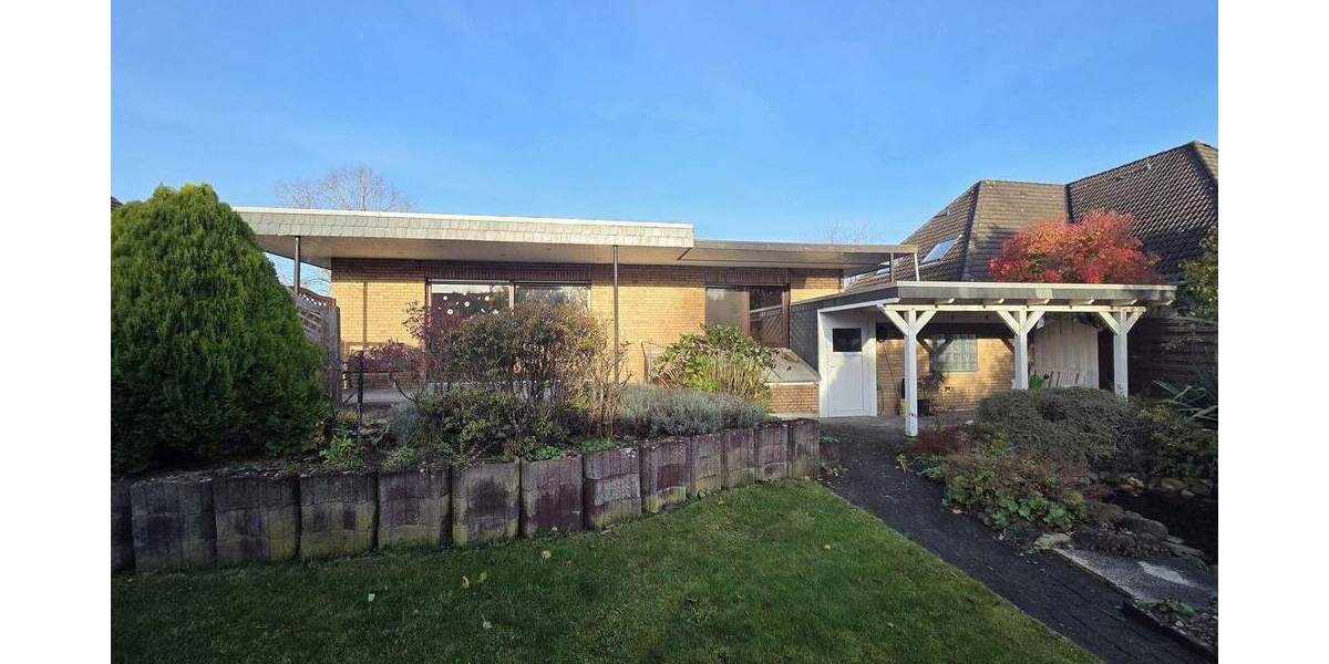 ruhig gelegener Bungalow mit Vollkeller, großer Garage und Gartenhaus 3 zimmer