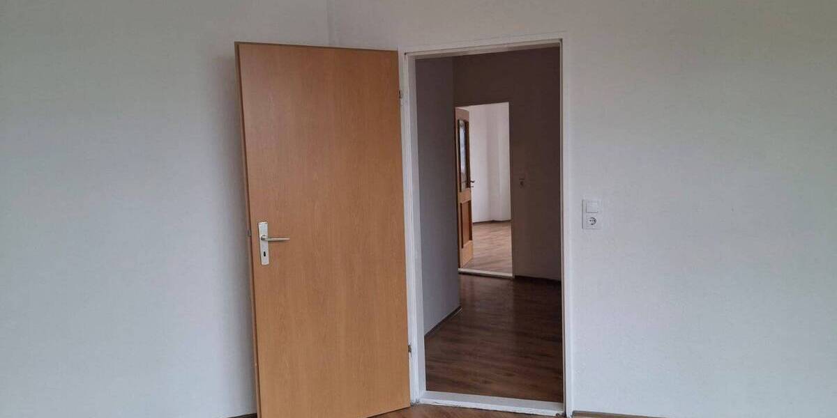 Etagenwohnung Bremerhaven Mitte - 3 Zimmer, 86 m&sup2;, 550&euro; | Angebot:26568855