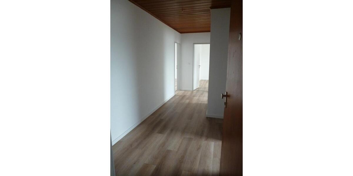 Etagenwohnung Bremerhaven Lehe - 2 Zimmer, 70 m&sup2;, 500&euro; | Angebot:26403158