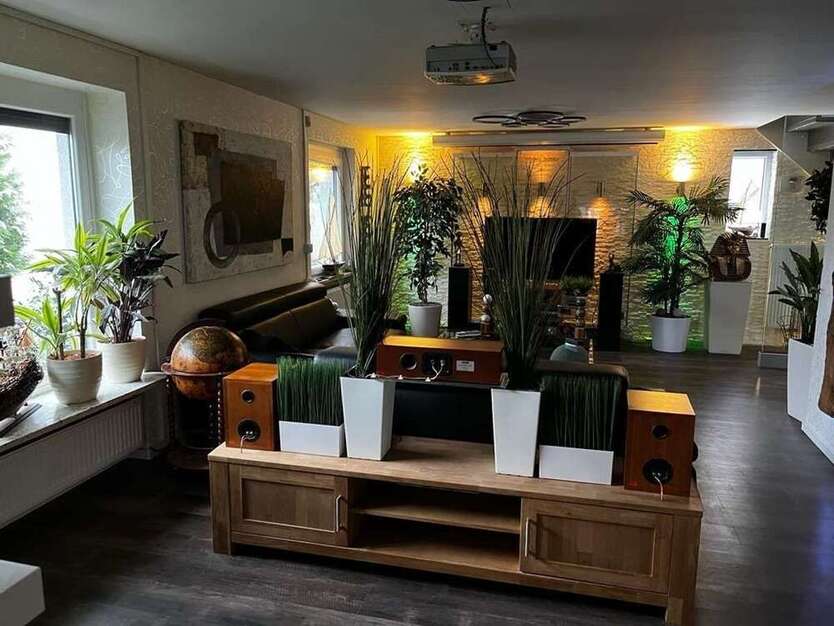 Haus zum Kaufen in Bremerhaven 525.000 € 240 m²