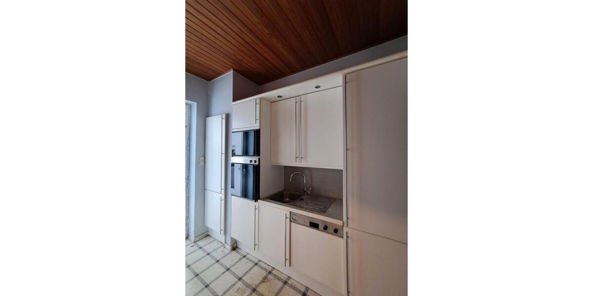 Etagenwohnung Bremerhaven Geestemünde - 4 Zimmer, 124 m&sup2;, 1.000&euro; | Angebot:26533855