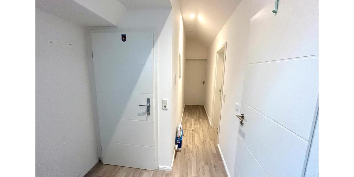 Dachgeschoßwohnung Geestland - 3 Zimmer, 88 m&sup2;, 750&euro; | Angebot:24551411