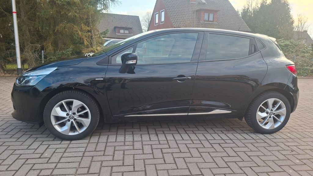 Renault Clio 86.000 km 6.300 &euro; Loxstedt 27162