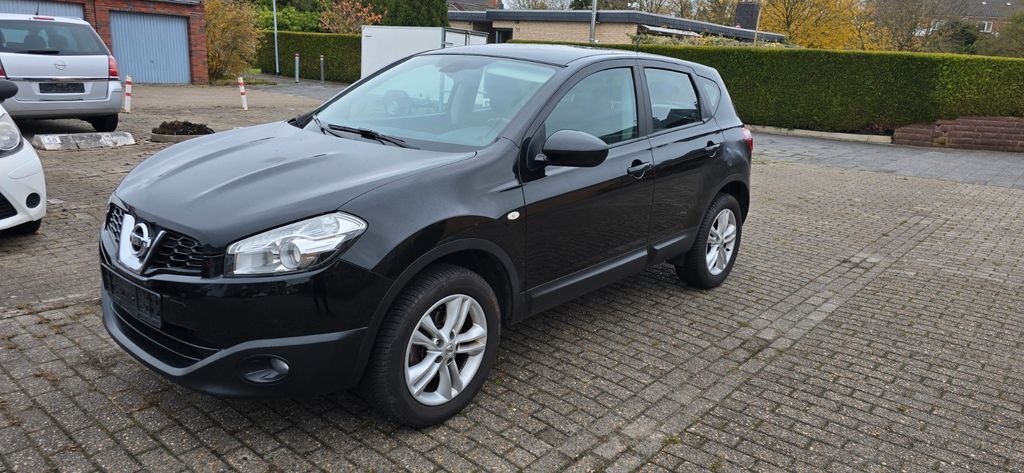 Nissan Qashqai 162.000 km 4.100 € Wilhelmshaven 26382