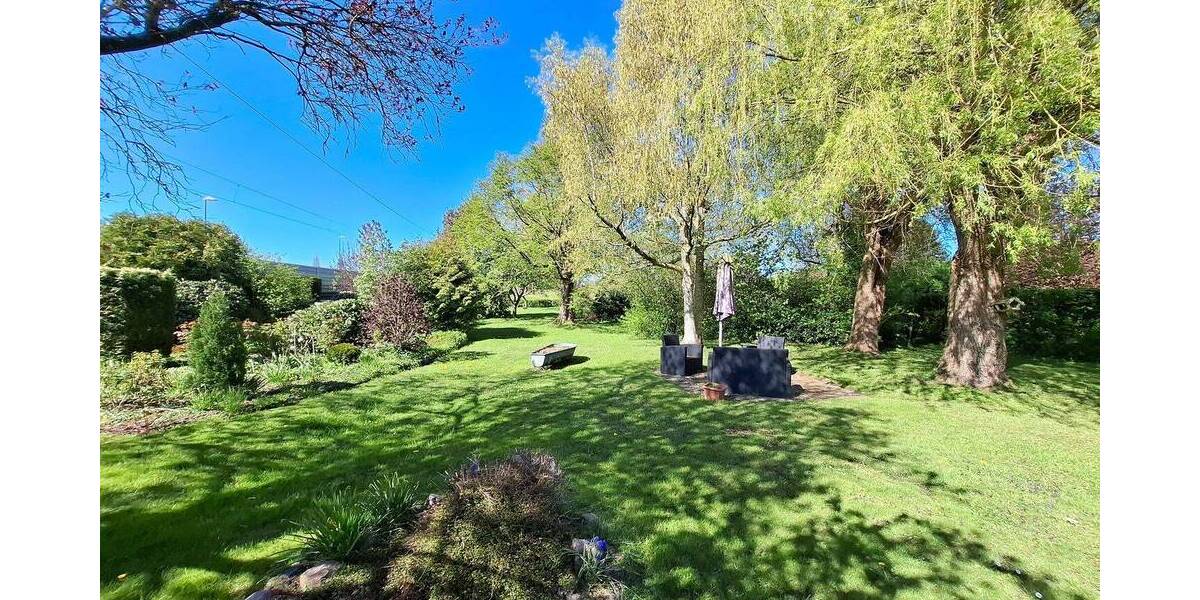 Einfamilienhaus Brake Kirchhammelwarden - 5 Zimmer, 144 m&sup2;, 240.000&euro; | Angebot:26388781
