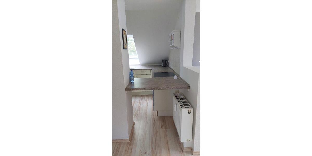 Dachgeschoßwohnung Wilhelmshaven Heppens - 2 Zimmer, 50 m&sup2;, 595&euro; | Angebot:26087042