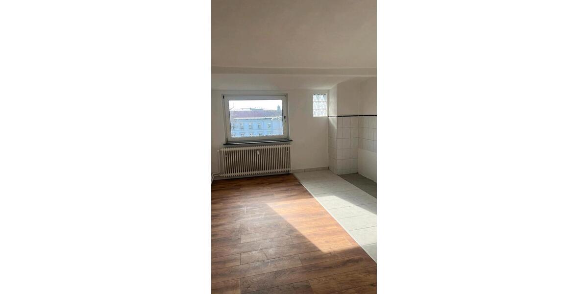 Etagenwohnung Wilhelmshaven Heppens - 4 Zimmer, 105 m&sup2;, 435&euro; | Angebot:25855656