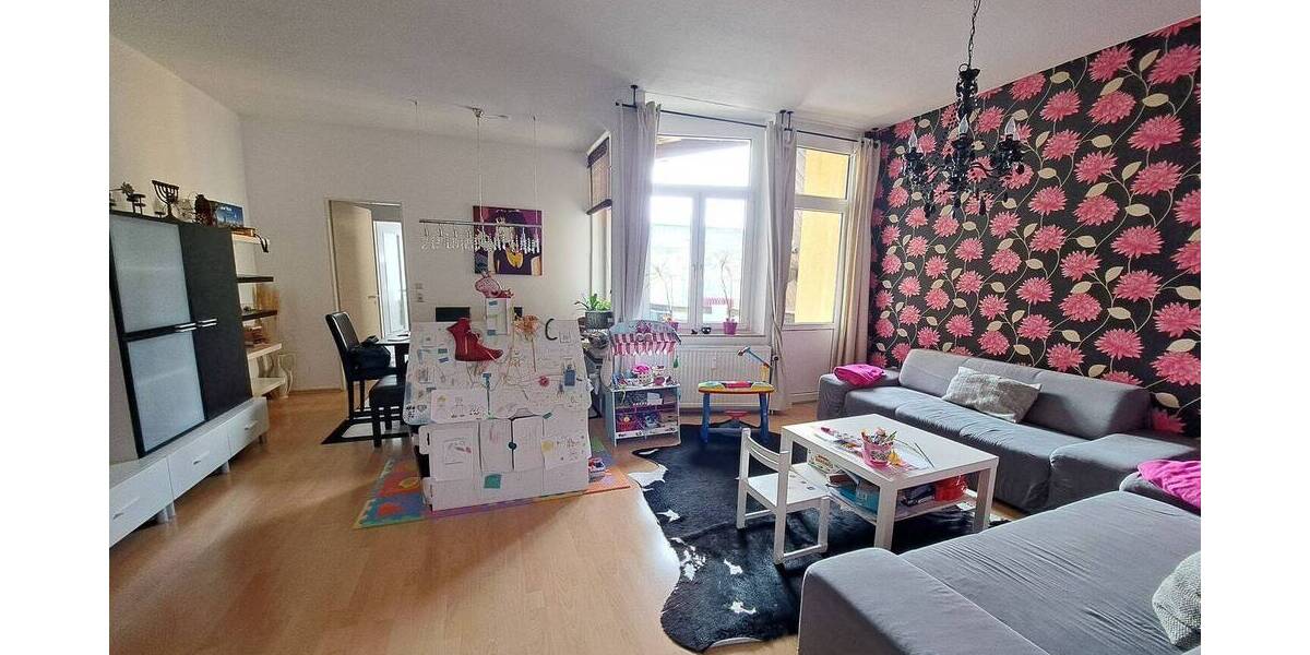 Etagenwohnung Bremerhaven Lehe - 3 Zimmer, 93 m&sup2;, 590&euro; | Angebot:26108575