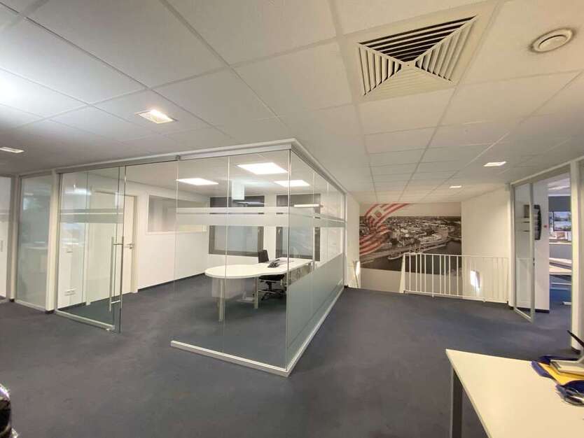 Büro in Bremen 3.119 € 259.9 m²