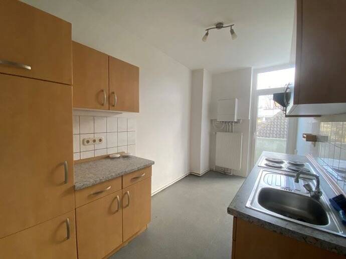 Etagenwohnung Bremerhaven Lehe - 2 Zimmer, 68 m&sup2;, 375&euro; | Angebot:26258428