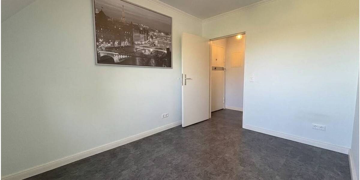 Etagenwohnung Bremerhaven Geestemünde - 3 Zimmer, 96 m&sup2;, 165.000&euro; | Angebot:26471198