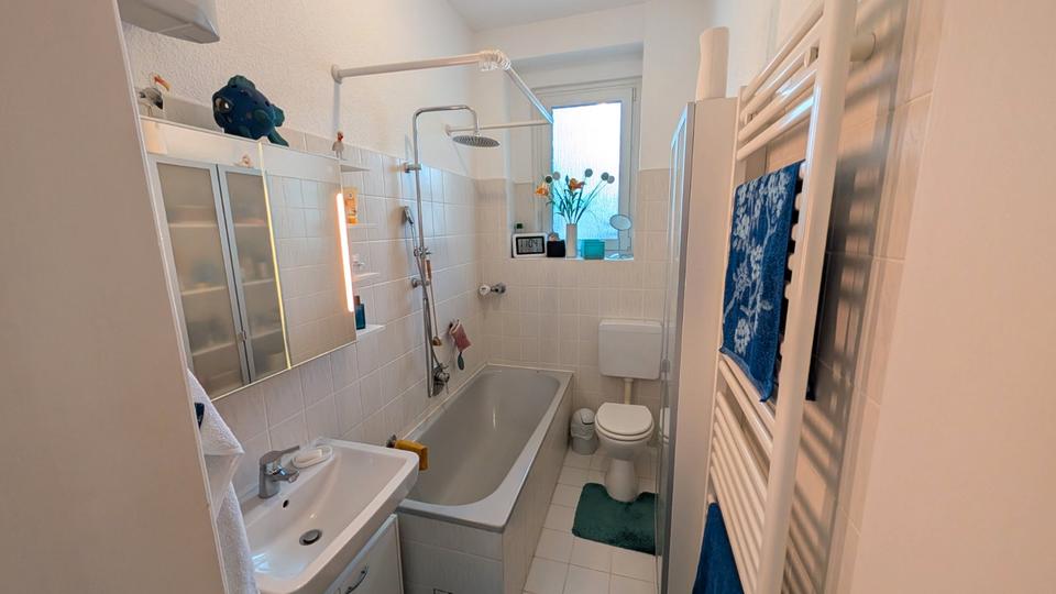 Etagenwohnung Bremerhaven Mitte - 3 Zimmer, 80 m&sup2;, 520&euro; | Angebot:26349126
