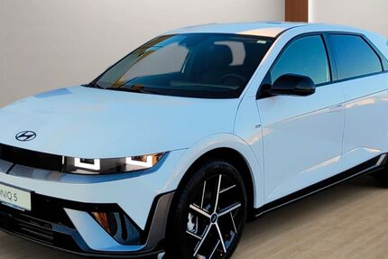 Hyundai IONIQ 5 1.700 km 53.990 &euro; Bremerhaven 27568