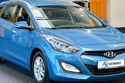 Hyundai i30 73.180 km 9.999 &euro; Bremerhaven 27568