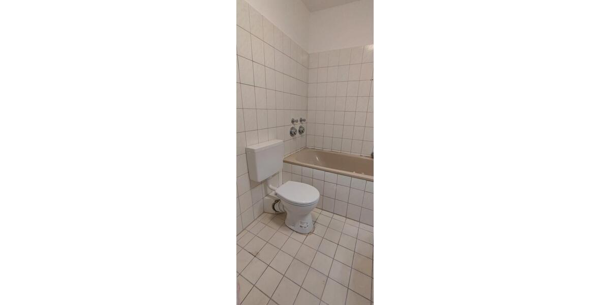 Etagenwohnung Bremerhaven Geestemünde - 3 Zimmer, 66 m&sup2;, 540&euro; | Angebot:26317037